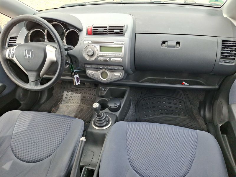 Honda Jazz 1.4 DSi LS — zdjęcie 11