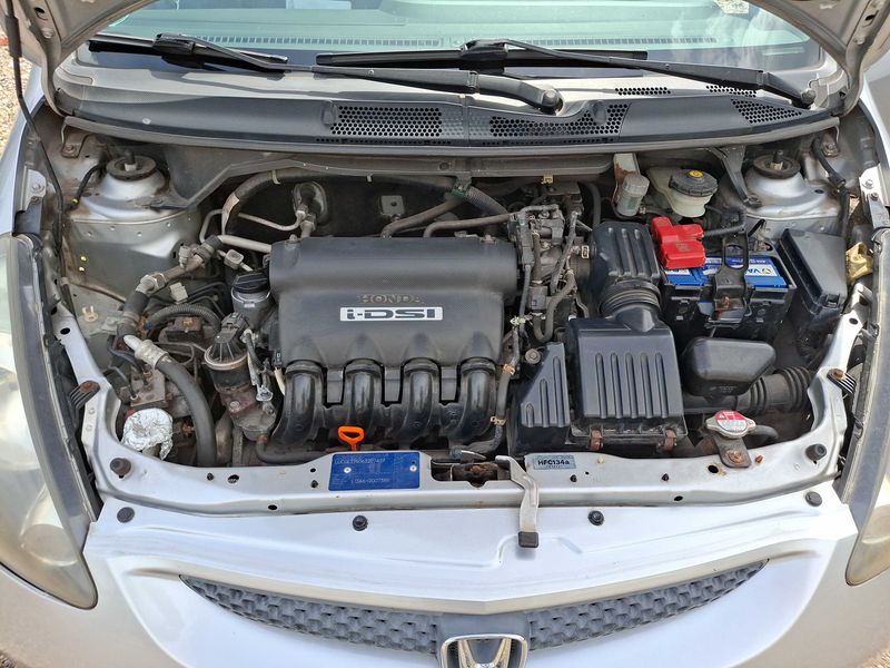 Honda Jazz 1.4 DSi LS — zdjęcie 8