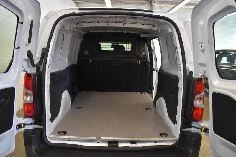 Toyota ProAce City 1.5 D-4D L2 Meister — zdjęcie 4
