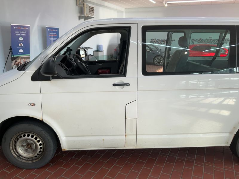 Volkswagen T5 Kombi 2.0 TDI — zdjęcie 4