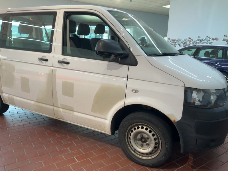 Volkswagen T5 Kombi 2.0 TDI — zdjęcie 8