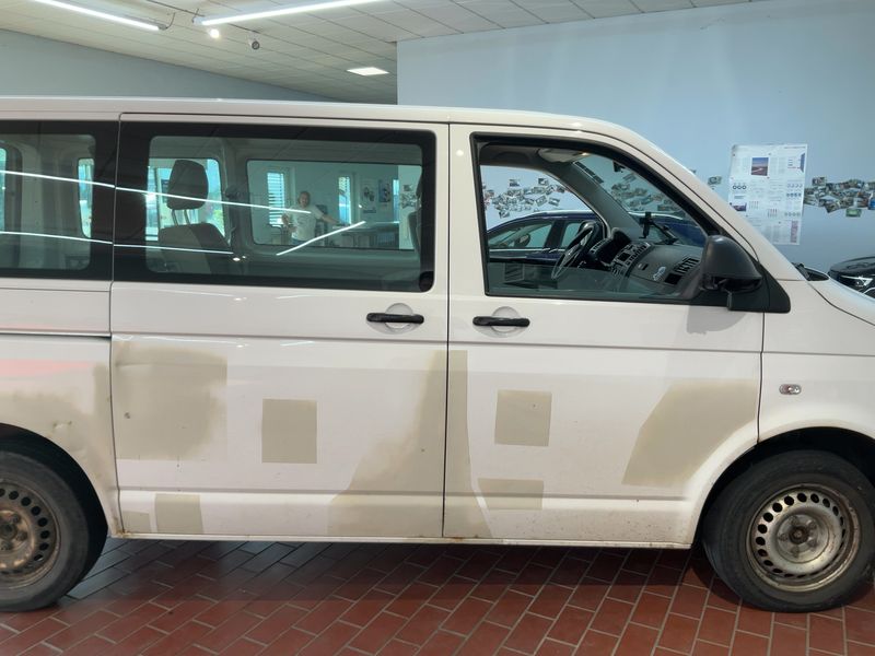 Volkswagen T5 Kombi 2.0 TDI — zdjęcie 7