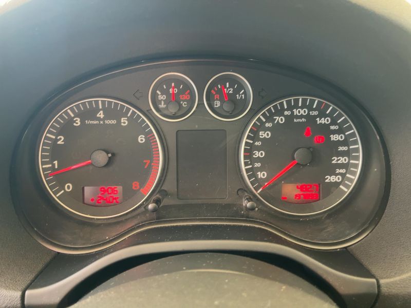 Audi A3 Sportback 1.4 TFSI Attraction — zdjęcie 13