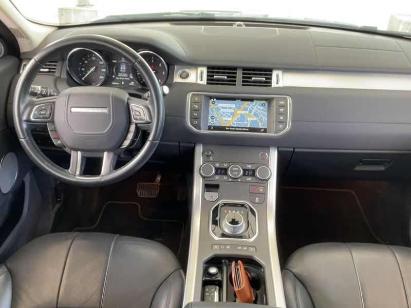 Land Rover Evoque 2.0 Td4 SE — zdjęcie 12