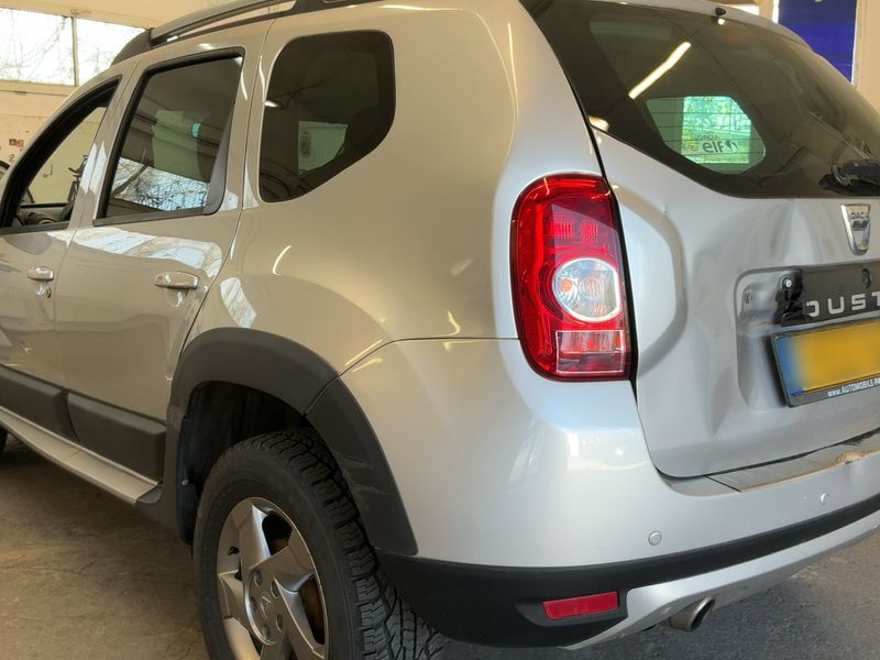Dacia Duster 1.6 Prestige 4x4 — zdjęcie 3