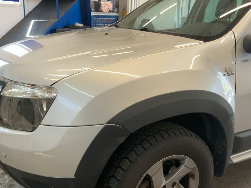 Dacia Duster 1.6 Prestige 4x4 — zdjęcie 2