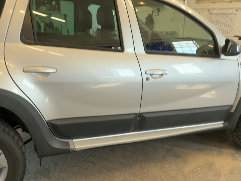 Dacia Duster 1.6 Prestige 4x4 — zdjęcie 7