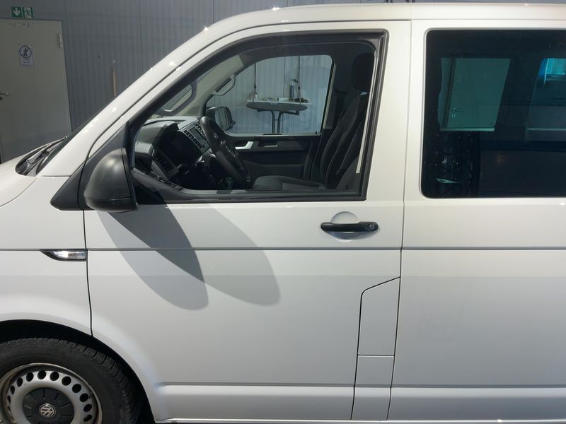 Volkswagen T6 Multivan 2.0 TDI Trendline — zdjęcie 4