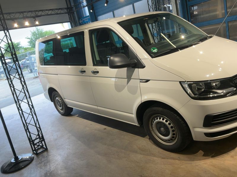 Volkswagen T6 Multivan 2.0 TDI Trendline — zdjęcie 8