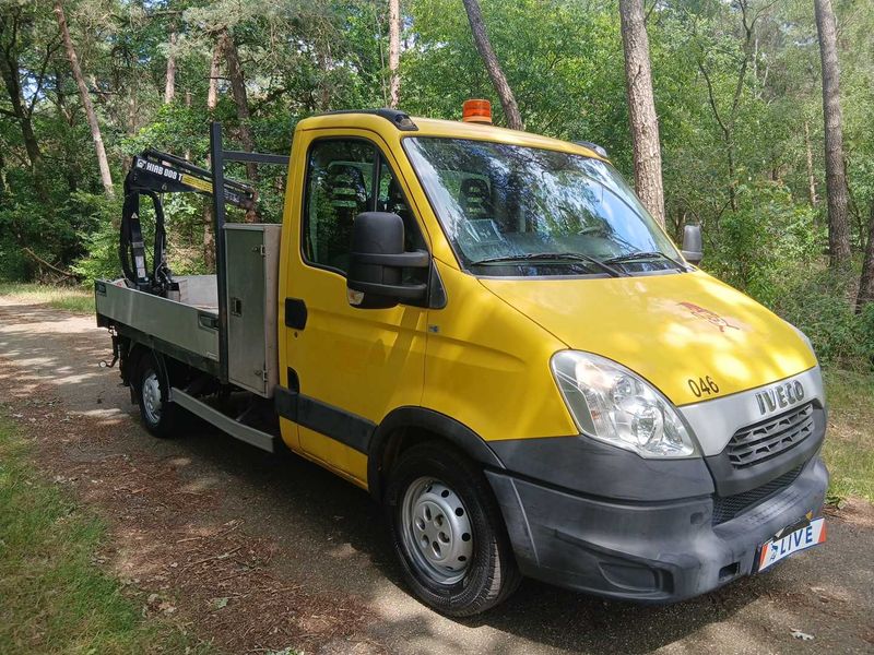 Iveco Daily 3.0 CNG Doppelkabine 35 C Radstand 4100 — zdjęcie 6