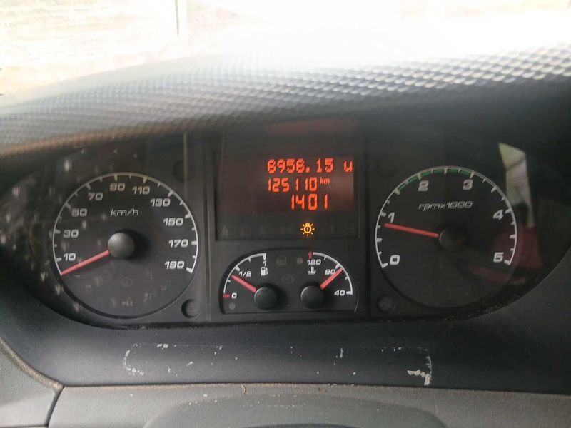 Iveco Daily 3.0 CNG Doppelkabine 35 C Radstand 4100 — zdjęcie 12