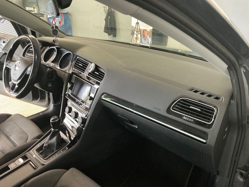 Volkswagen Golf VII 2.0 TDI Highline BlueMotion Tech 2017 – снимка 23
