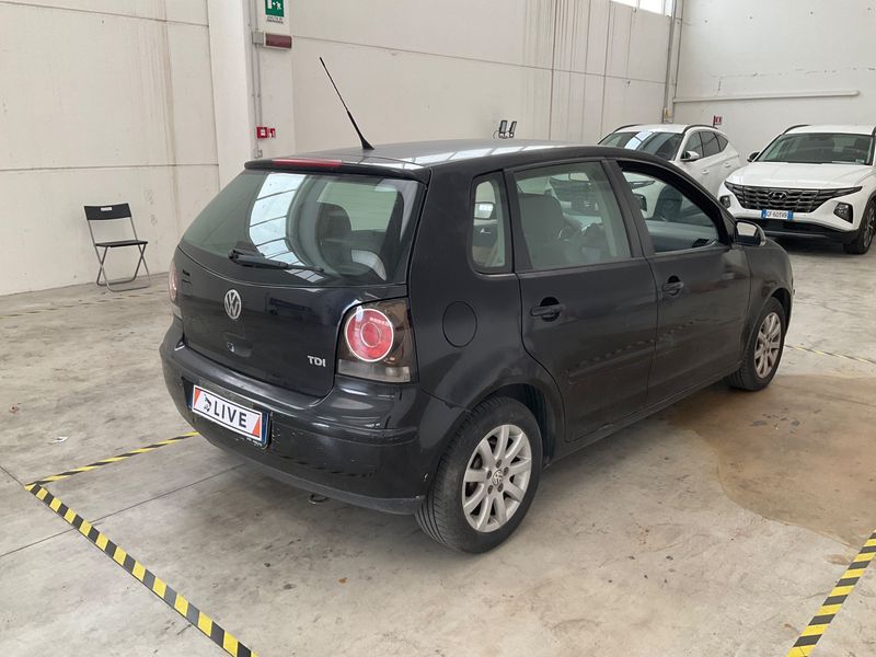 Volkswagen Polo 1.4 TDI Sportline — zdjęcie 2