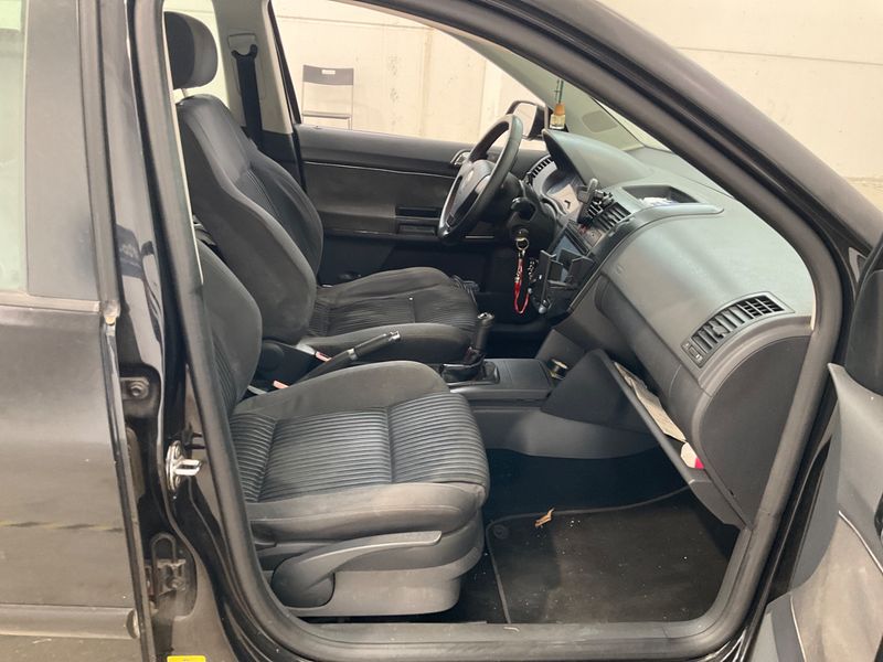 Volkswagen Polo 1.4 TDI Sportline — zdjęcie 3