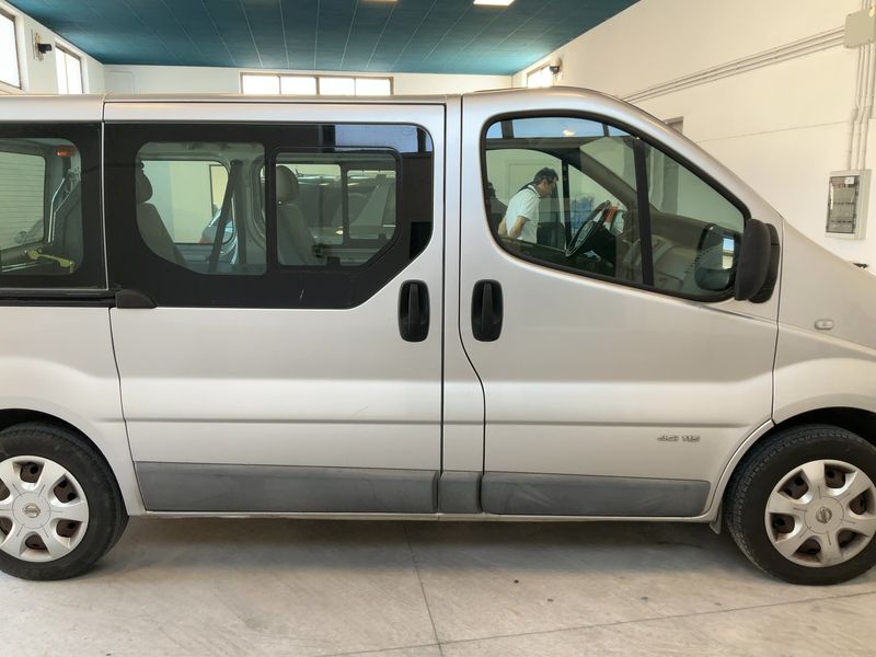 Nissan Primastar 2.0 dCi Avantour L1H1 2.8t — zdjęcie 7