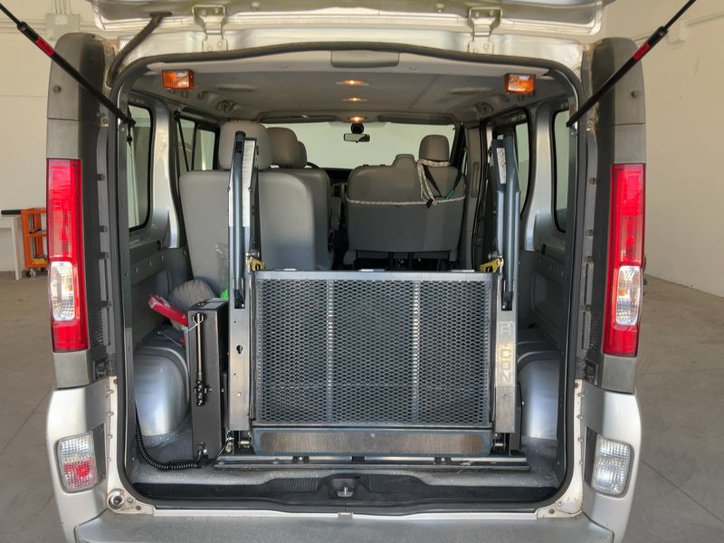 Nissan Primastar 2.0 dCi Avantour L1H1 2.8t — zdjęcie 10