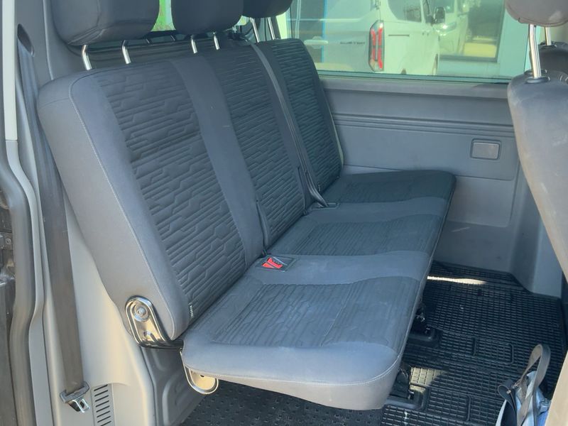 Volkswagen T6 Caravelle 2.0 TDI Comfortline FWD — zdjęcie 14