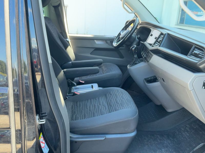 Volkswagen T6 Caravelle 2.0 TDI Comfortline FWD — zdjęcie 11