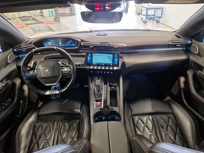 Peugeot 508 1.6 Hybrid 225 GT — zdjęcie 11