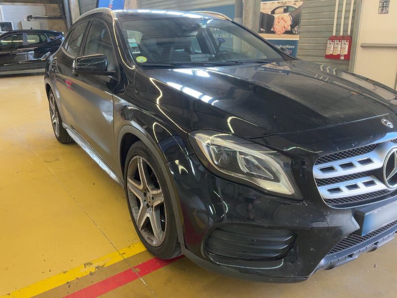 Mercedes-Benz GLA-Klasse GLA 200 d Fascination — zdjęcie 8