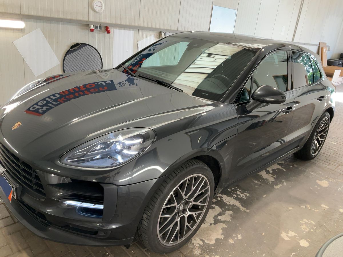 Porsche Macan S