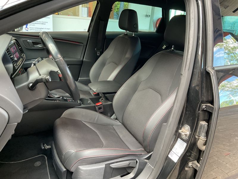 Seat Leon 1.5 TSI ACT FR — zdjęcie 11