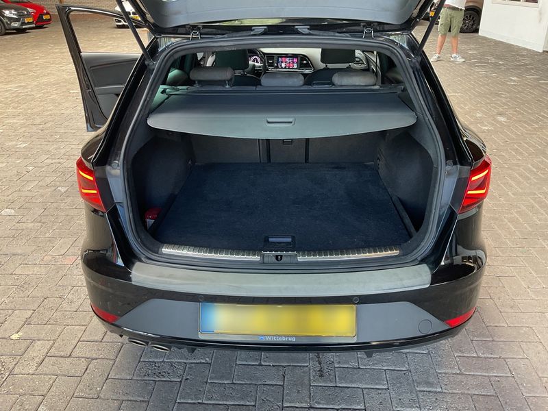 Seat Leon 1.5 TSI ACT FR — zdjęcie 10