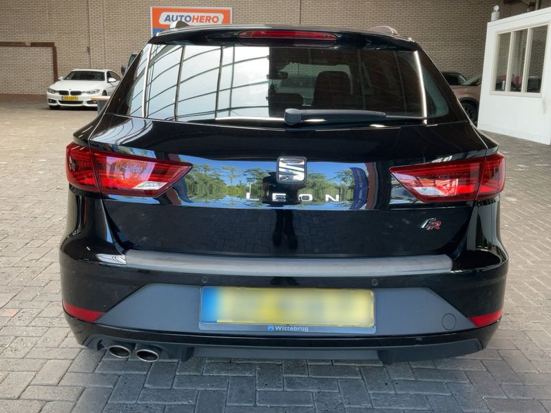 Seat Leon 1.5 TSI ACT FR — zdjęcie 5