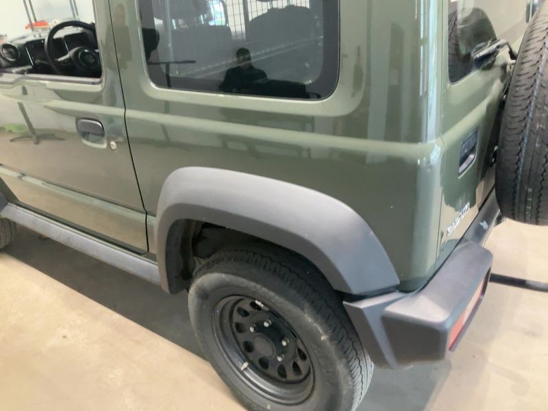 Suzuki Jimny 1.5 Comfort Allgrip NFZ — zdjęcie 3