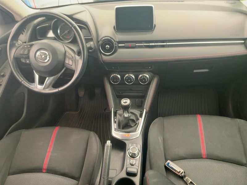 Mazda 2 1.5 Diesel Sports-Line — zdjęcie 12