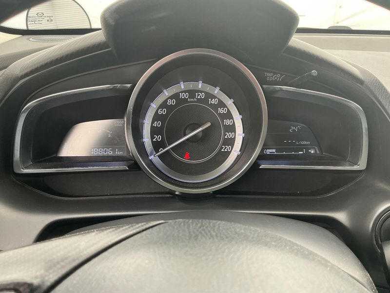 Mazda 2 1.5 Diesel Sports-Line — zdjęcie 13