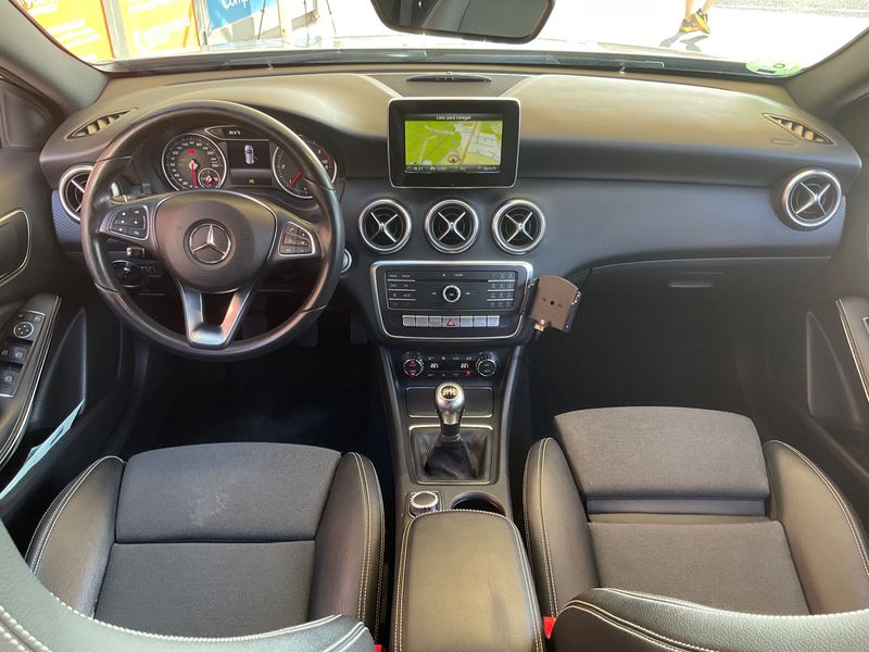 Mercedes-Benz A-Klasse A 180 CDI BlueEfficiency Style — zdjęcie 12