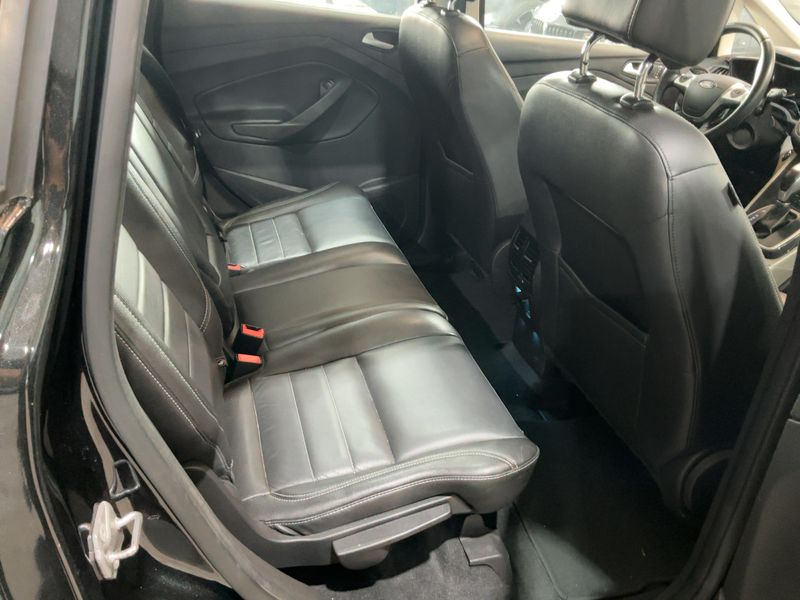 Ford C-Max 2.0 Energi — zdjęcie 14