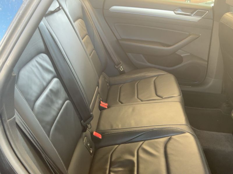 Volkswagen Arteon 2.0 TDI R-Line — zdjęcie 14
