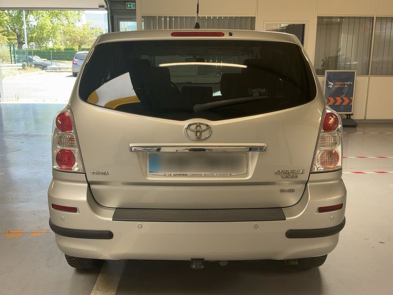 Toyota Corolla Verso 2.2 D-4D Les bleus — zdjęcie 5