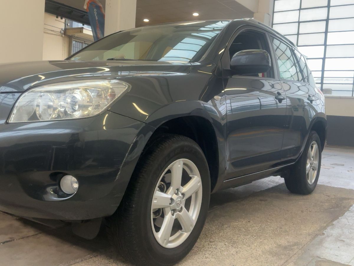 Toyota RAV 4 2.0