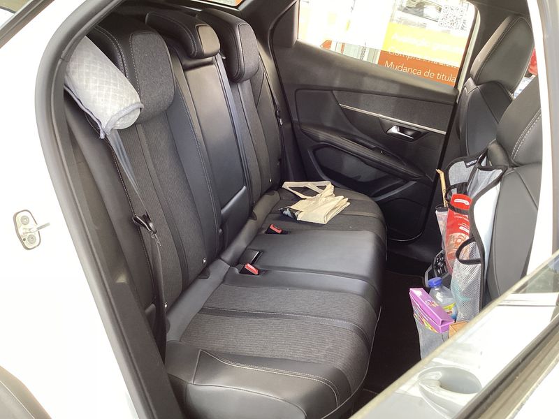 Peugeot 3008 1.5 Blue-HDi GT Line — zdjęcie 14