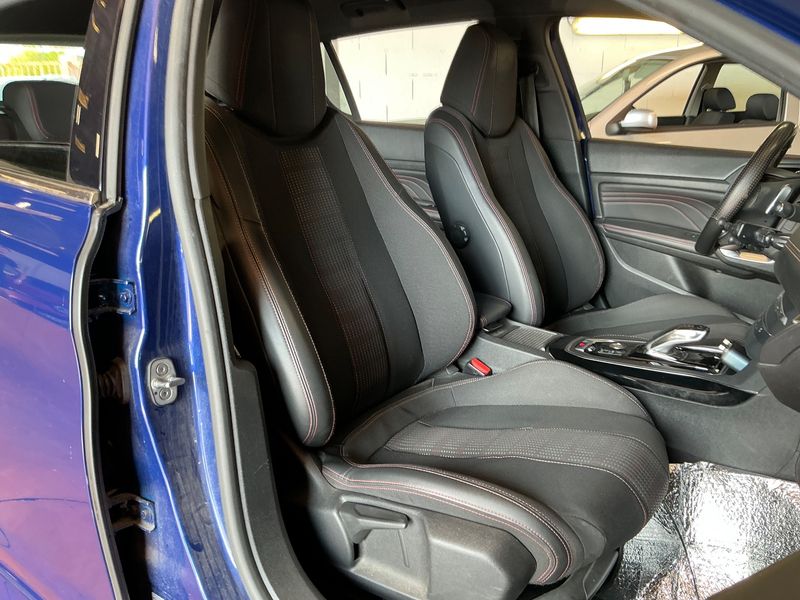 Peugeot 308 1.2 PureTech GT 2019 – снимка 16