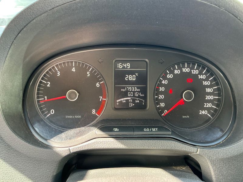 Volkswagen Polo 1.2 Trendline — zdjęcie 4