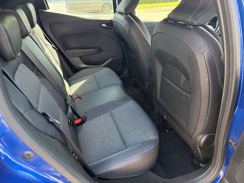 Renault Clio 1.0 TCe Intens — zdjęcie 14