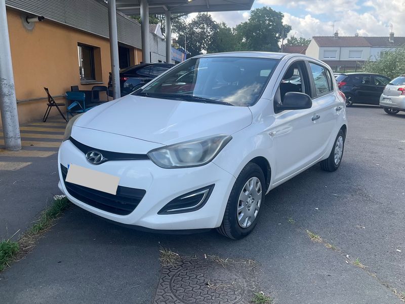 Hyundai i20 1.1 CRDi Trend Blue 2013 – снимка 1