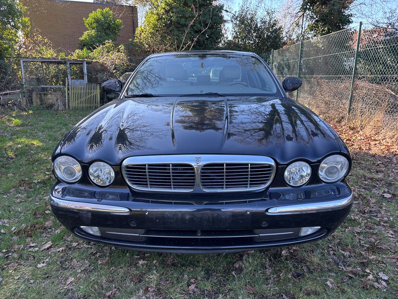Jaguar XJ 3.0 V6 Executive — zdjęcie 7