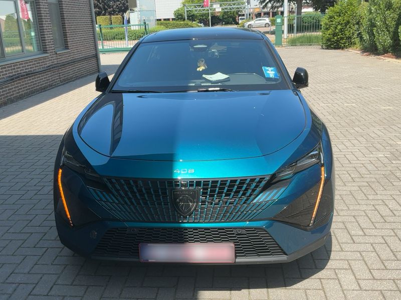 Peugeot 408 1.6 Hybrid GT — zdjęcie 9