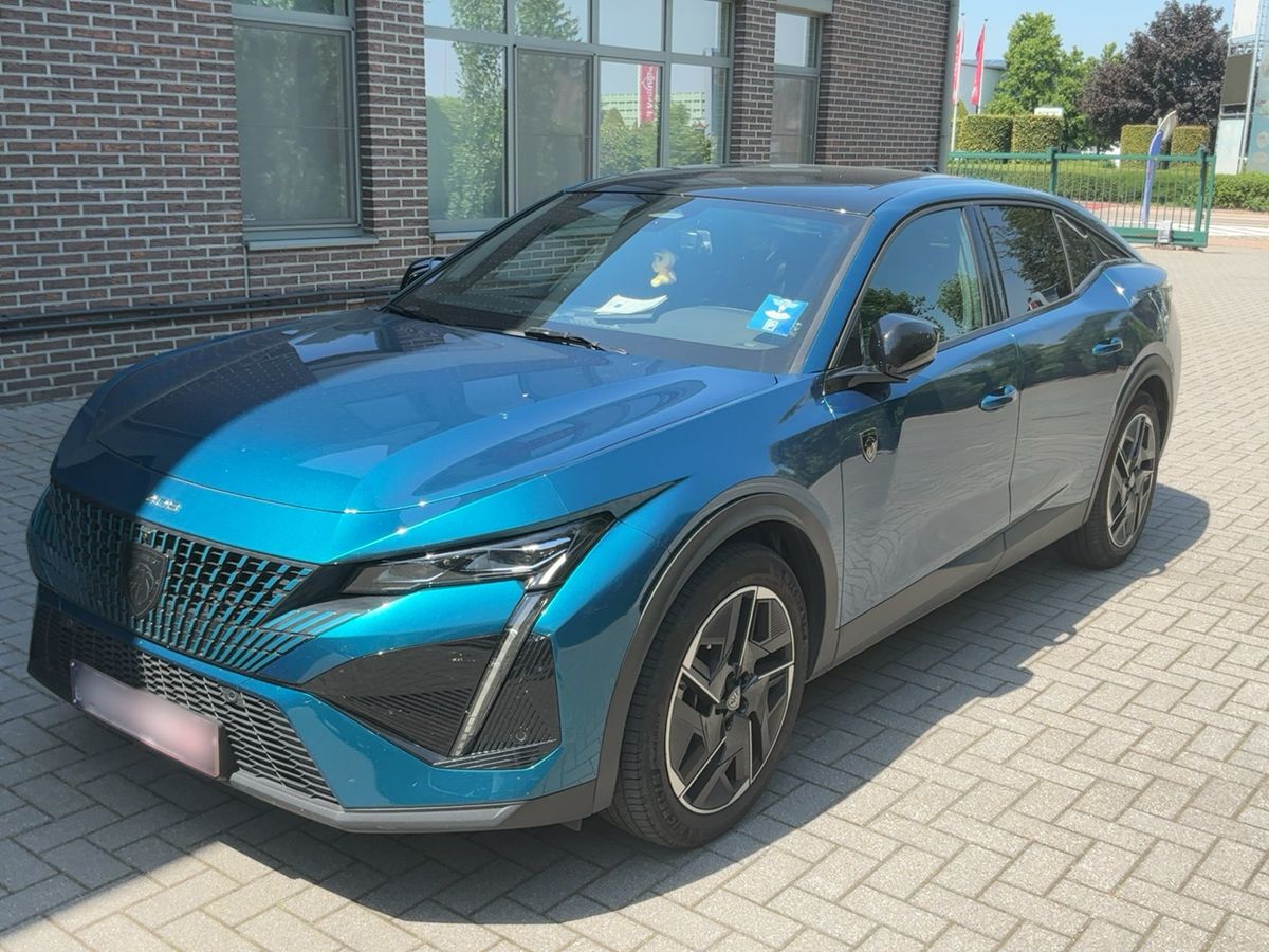 Peugeot 408 2024 — photo 1