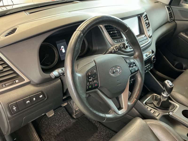 Hyundai Tucson 1.6 TGDI Premium 4WD 2018 – снимка 26