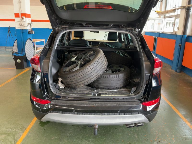 Hyundai Tucson 1.6 TGDI Premium 4WD 2018 – снимка 16