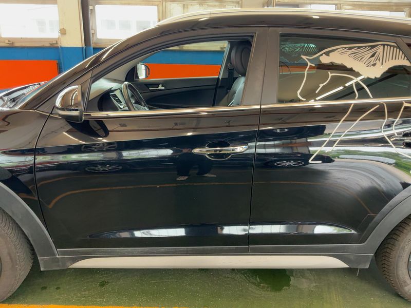 Hyundai Tucson 1.6 TGDI Premium 4WD 2018 – снимка 4