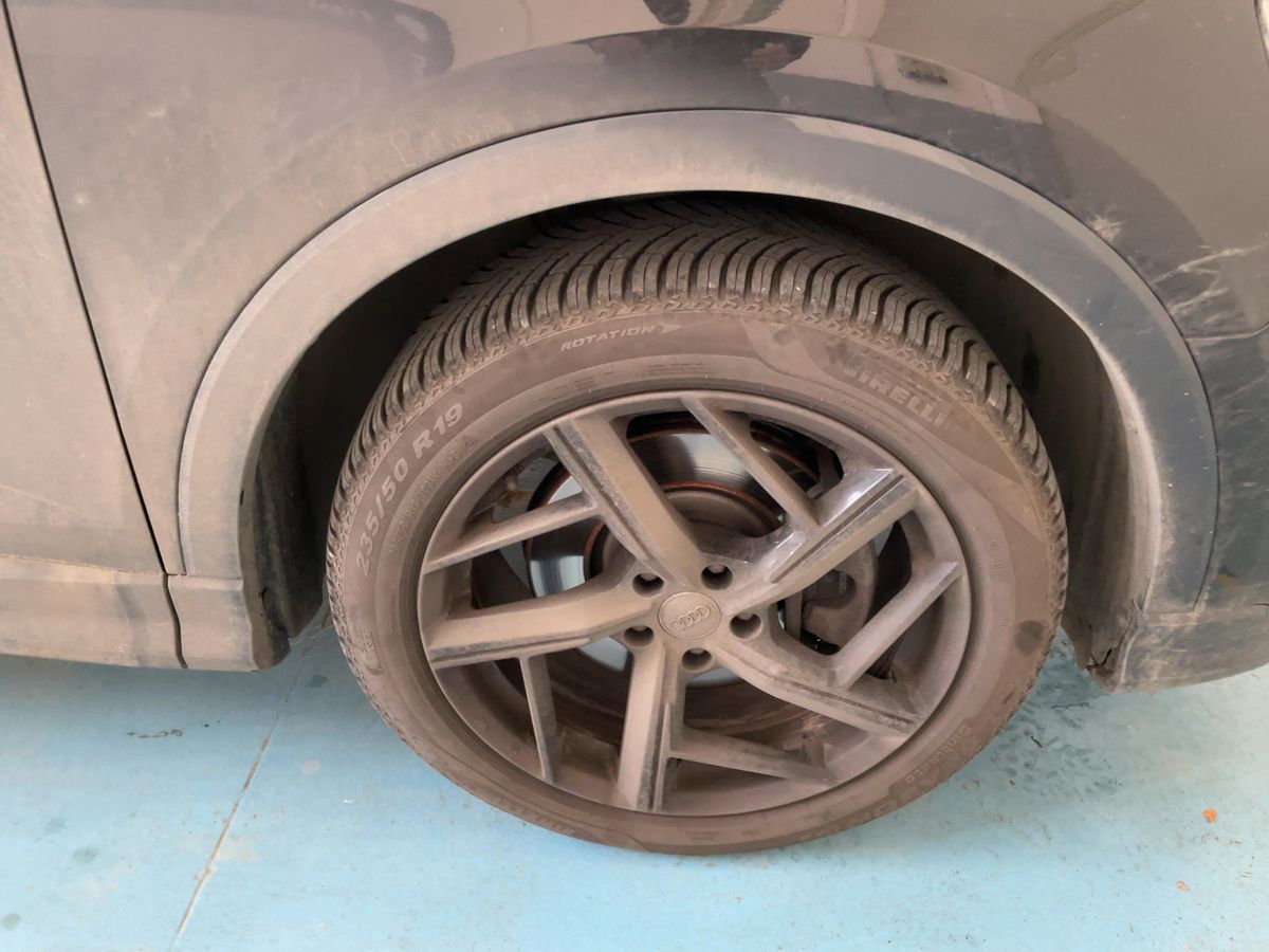 Audi Q3 2020 — photo 12