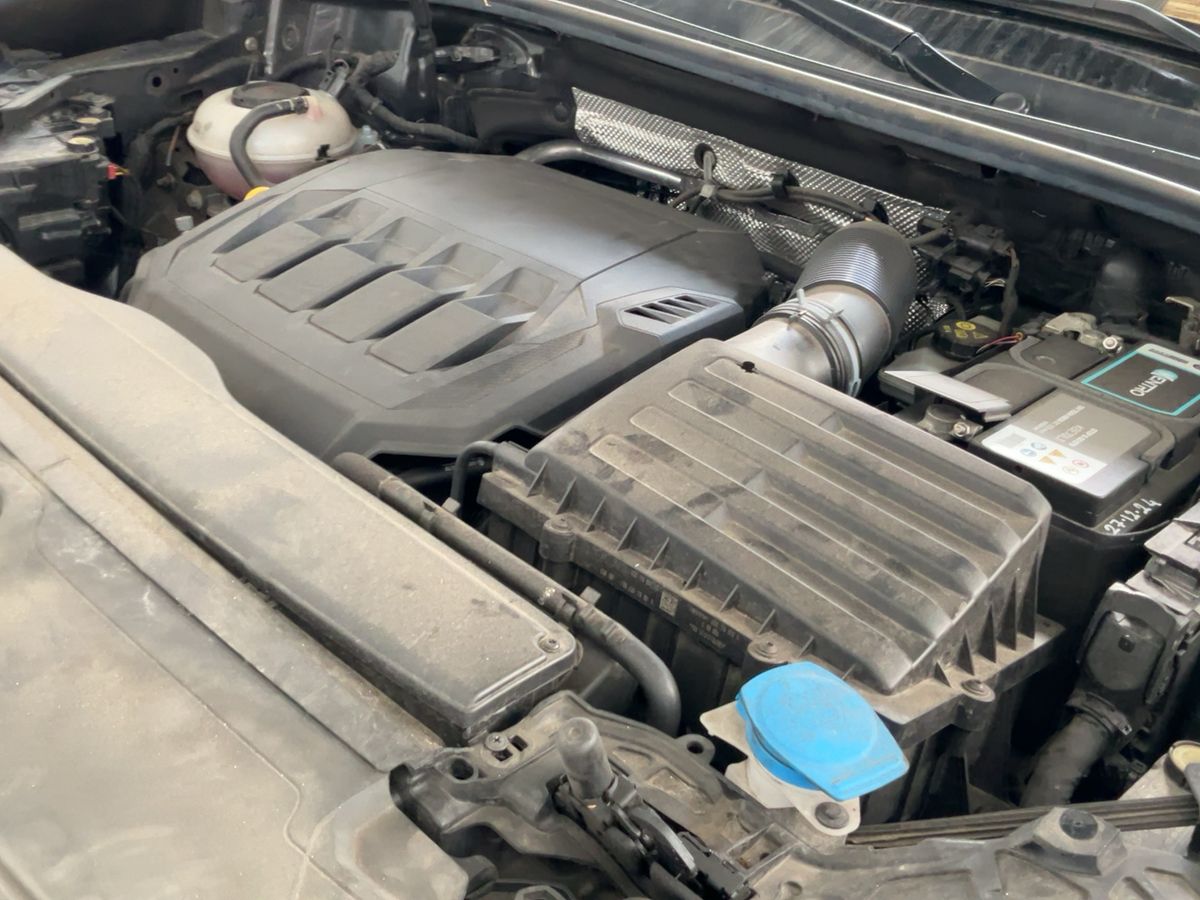 Audi Q3 2020 — photo 27