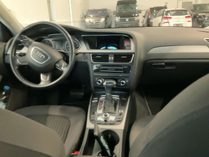 Audi A4 2.0 TDI Ambiente — zdjęcie 12